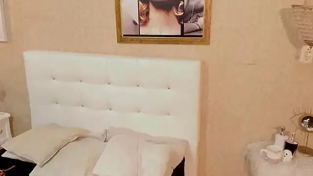 sofiaclauss from StripChat is Freechat