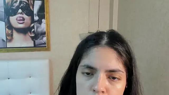 sofiaclauss from StripChat is Freechat