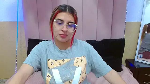 Check-out the world of girls and talk with our steaming hot slutz, bringing your desired characters to life with authentic apparel and cam streams.