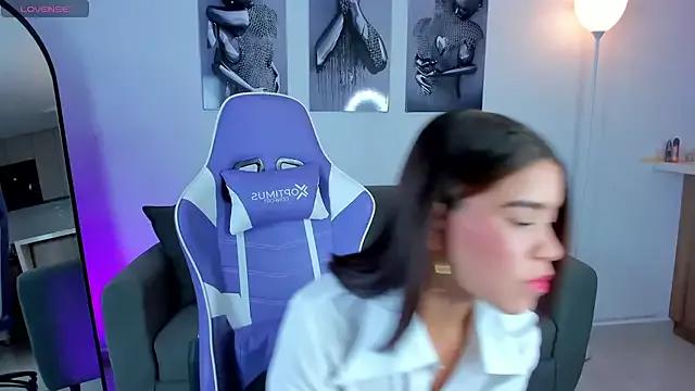 Check-out the world of girls and talk with our steaming hot slutz, bringing your desired characters to life with authentic apparel and cam streams.