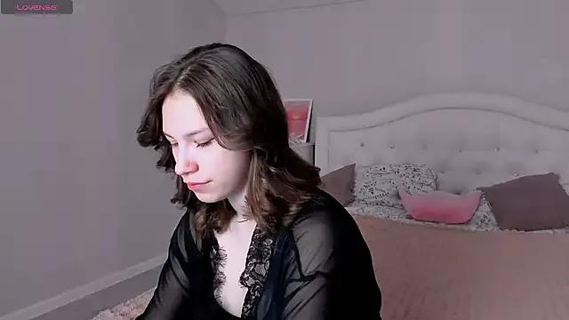 Check-out the world of girls and talk with our steaming hot slutz, bringing your desired characters to life with authentic apparel and cam streams.