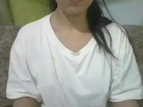 spankmybootyxxx from StripChat is Freechat