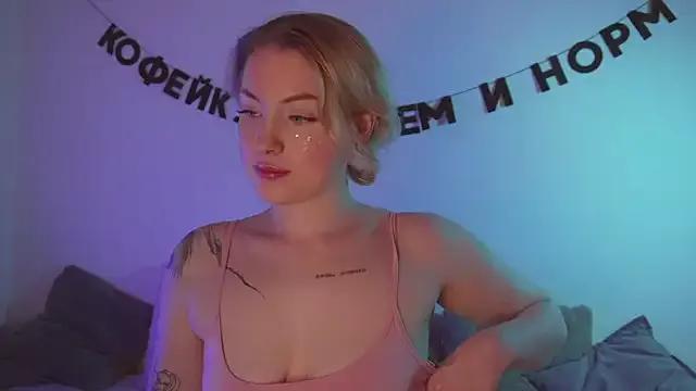 Check-out the world of girls and talk with our steaming hot slutz, bringing your desired characters to life with authentic apparel and cam streams.