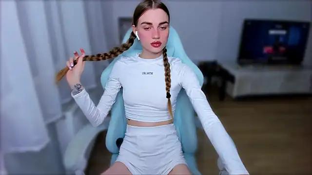 Check-out the world of girls and talk with our steaming hot slutz, bringing your desired characters to life with authentic apparel and cam streams.
