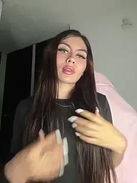 Stormi_222 from StripChat is Freechat
