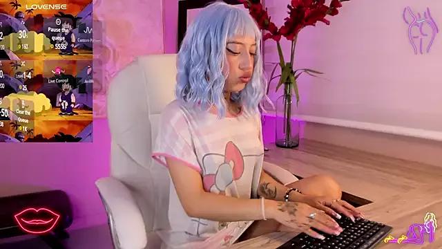 Check-out the world of girls and talk with our steaming hot slutz, bringing your desired characters to life with authentic apparel and cam streams.