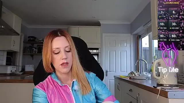 Check-out the world of girls and talk with our steaming hot slutz, bringing your desired characters to life with authentic apparel and cam streams.