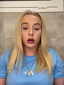 Photos of Strongqueen from StripChat is Freechat