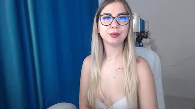 Check-out the world of girls and talk with our steaming hot slutz, bringing your desired characters to life with authentic apparel and cam streams.