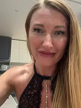 Sweet_Pussy_Lips from StripChat is Freechat