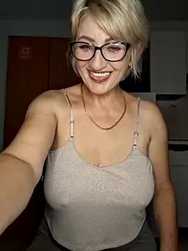 Check-out the world of girls and talk with our steaming hot slutz, bringing your desired characters to life with authentic apparel and cam streams.