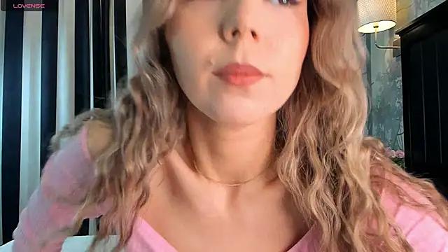 Check-out the world of girls and talk with our steaming hot slutz, bringing your desired characters to life with authentic apparel and cam streams.