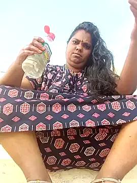 tamil_Vanthana from StripChat is Freechat