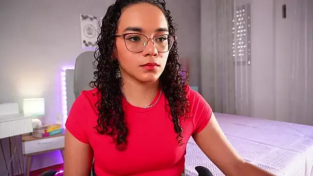 Taylor_Tina from StripChat is Freechat