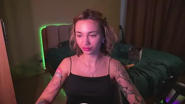 Check-out the world of girls and talk with our steaming hot slutz, bringing your desired characters to life with authentic apparel and cam streams.