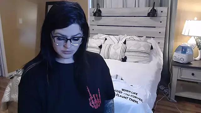 Check-out the world of girls and talk with our steaming hot slutz, bringing your desired characters to life with authentic apparel and cam streams.