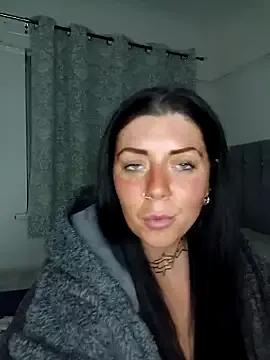 thenaughtybunnyy from StripChat is Freechat
