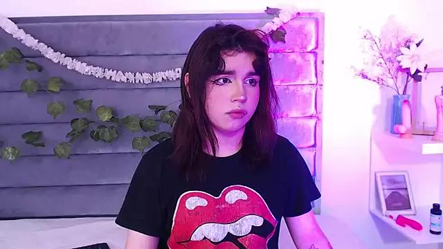 Check-out the world of girls and talk with our steaming hot slutz, bringing your desired characters to life with authentic apparel and cam streams.