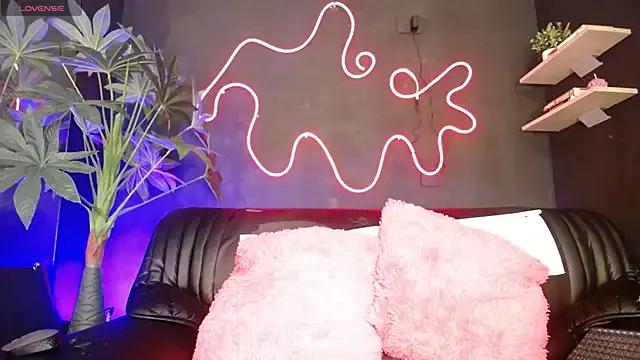 Check-out the world of girls and talk with our steaming hot slutz, bringing your desired characters to life with authentic apparel and cam streams.