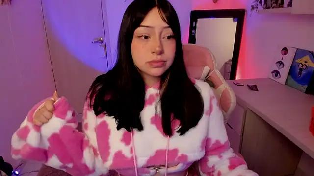 Check-out the world of girls and talk with our steaming hot slutz, bringing your desired characters to life with authentic apparel and cam streams.