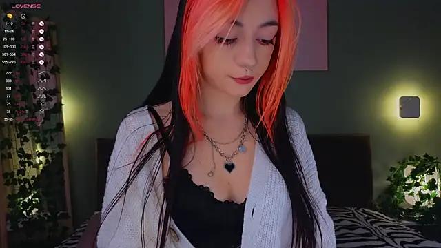 Check-out the world of girls and talk with our steaming hot slutz, bringing your desired characters to life with authentic apparel and cam streams.