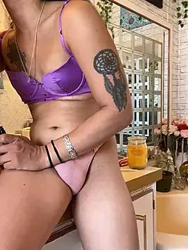 Check-out the world of girls and talk with our steaming hot slutz, bringing your desired characters to life with authentic apparel and cam streams.