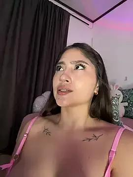 Check-out the world of girls and talk with our steaming hot slutz, bringing your desired characters to life with authentic apparel and cam streams.