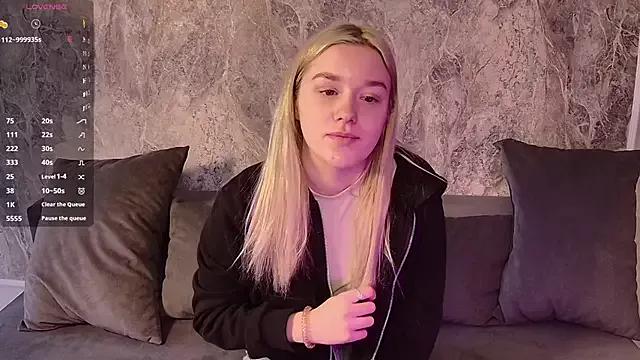 Check-out the world of girls and talk with our steaming hot slutz, bringing your desired characters to life with authentic apparel and cam streams.