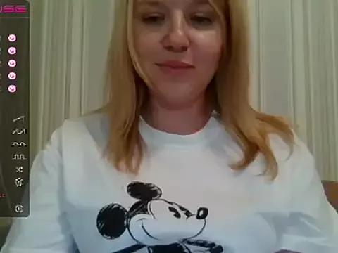 Check-out the world of girls and talk with our steaming hot slutz, bringing your desired characters to life with authentic apparel and cam streams.