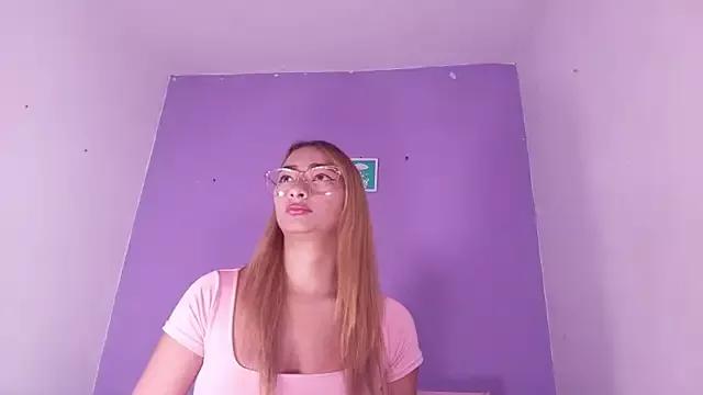 Check-out the world of girls and talk with our steaming hot slutz, bringing your desired characters to life with authentic apparel and cam streams.