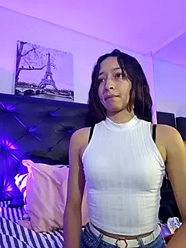Check-out the world of girls and talk with our steaming hot slutz, bringing your desired characters to life with authentic apparel and cam streams.