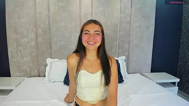 Check-out the world of girls and talk with our steaming hot slutz, bringing your desired characters to life with authentic apparel and cam streams.