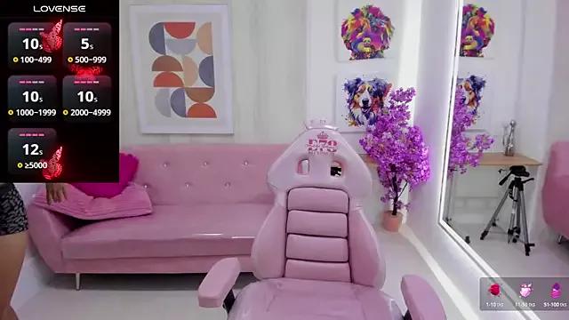 Check-out the world of girls and talk with our steaming hot slutz, bringing your desired characters to life with authentic apparel and cam streams.