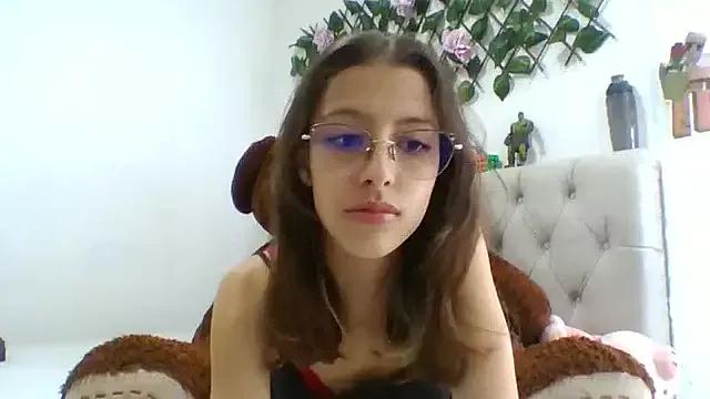 VALERY_ARANCH from StripChat is Freechat