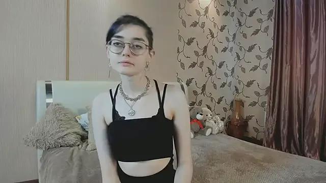 Check-out the world of girls and talk with our steaming hot slutz, bringing your desired characters to life with authentic apparel and cam streams.
