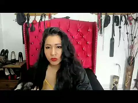Check-out the world of girls and talk with our steaming hot slutz, bringing your desired characters to life with authentic apparel and cam streams.