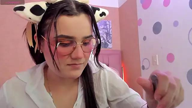 Check-out the world of girls and talk with our steaming hot slutz, bringing your desired characters to life with authentic apparel and cam streams.