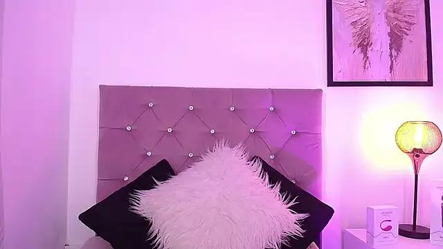 Check-out the world of girls and talk with our steaming hot slutz, bringing your desired characters to life with authentic apparel and cam streams.