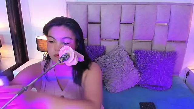 Check-out the world of girls and talk with our steaming hot slutz, bringing your desired characters to life with authentic apparel and cam streams.