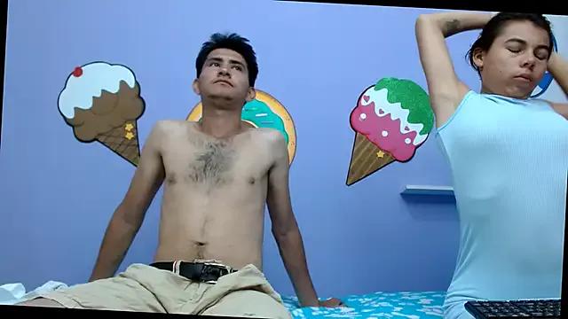 vitaminxxx18 from StripChat is Freechat