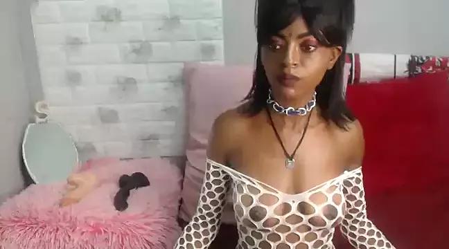 Check-out the world of girls and talk with our steaming hot slutz, bringing your desired characters to life with authentic apparel and cam streams.