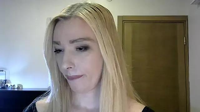 Check-out the world of girls and talk with our steaming hot slutz, bringing your desired characters to life with authentic apparel and cam streams.