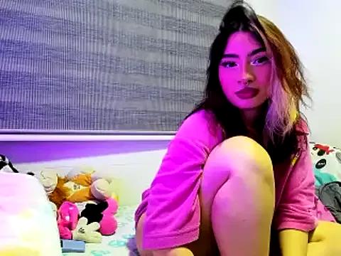 Check-out the world of girls and talk with our steaming hot slutz, bringing your desired characters to life with authentic apparel and cam streams.