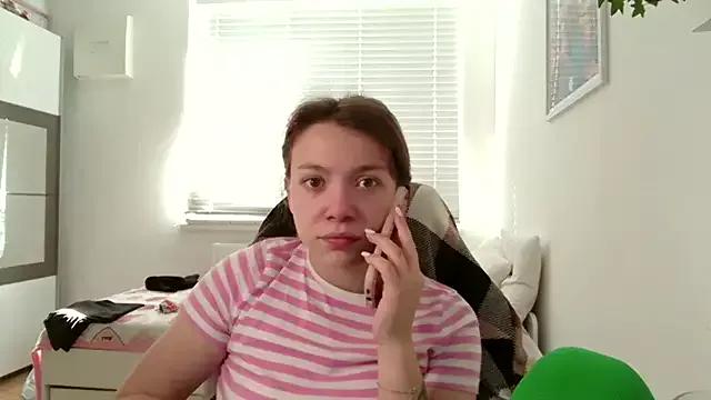 WonderAngela from StripChat is Freechat