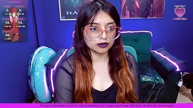 Check-out the world of girls and talk with our steaming hot slutz, bringing your desired characters to life with authentic apparel and cam streams.