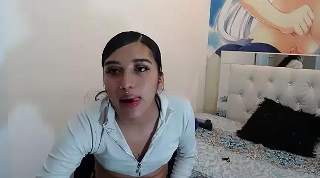 XyomaraMorris from StripChat is Freechat