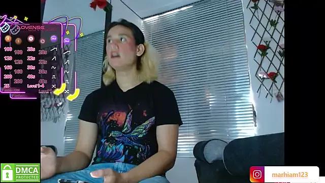 Check-out the world of girls and talk with our steaming hot slutz, bringing your desired characters to life with authentic apparel and cam streams.