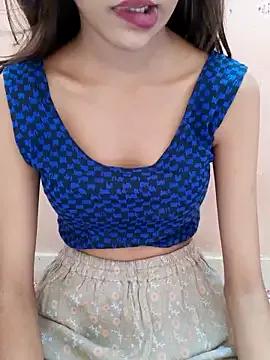 Your-Barbie from StripChat is Freechat