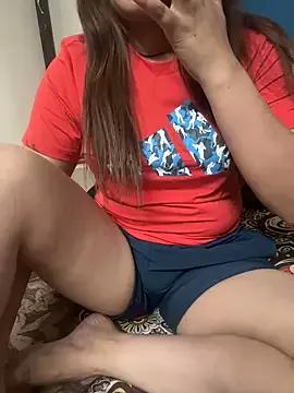 Your-Daisy from StripChat is Freechat