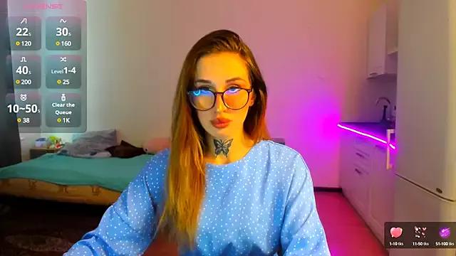 Check-out the world of girls and talk with our steaming hot slutz, bringing your desired characters to life with authentic apparel and cam streams.